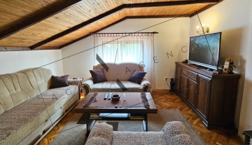 Četvorosoban stan u Kraljevu 85 m2